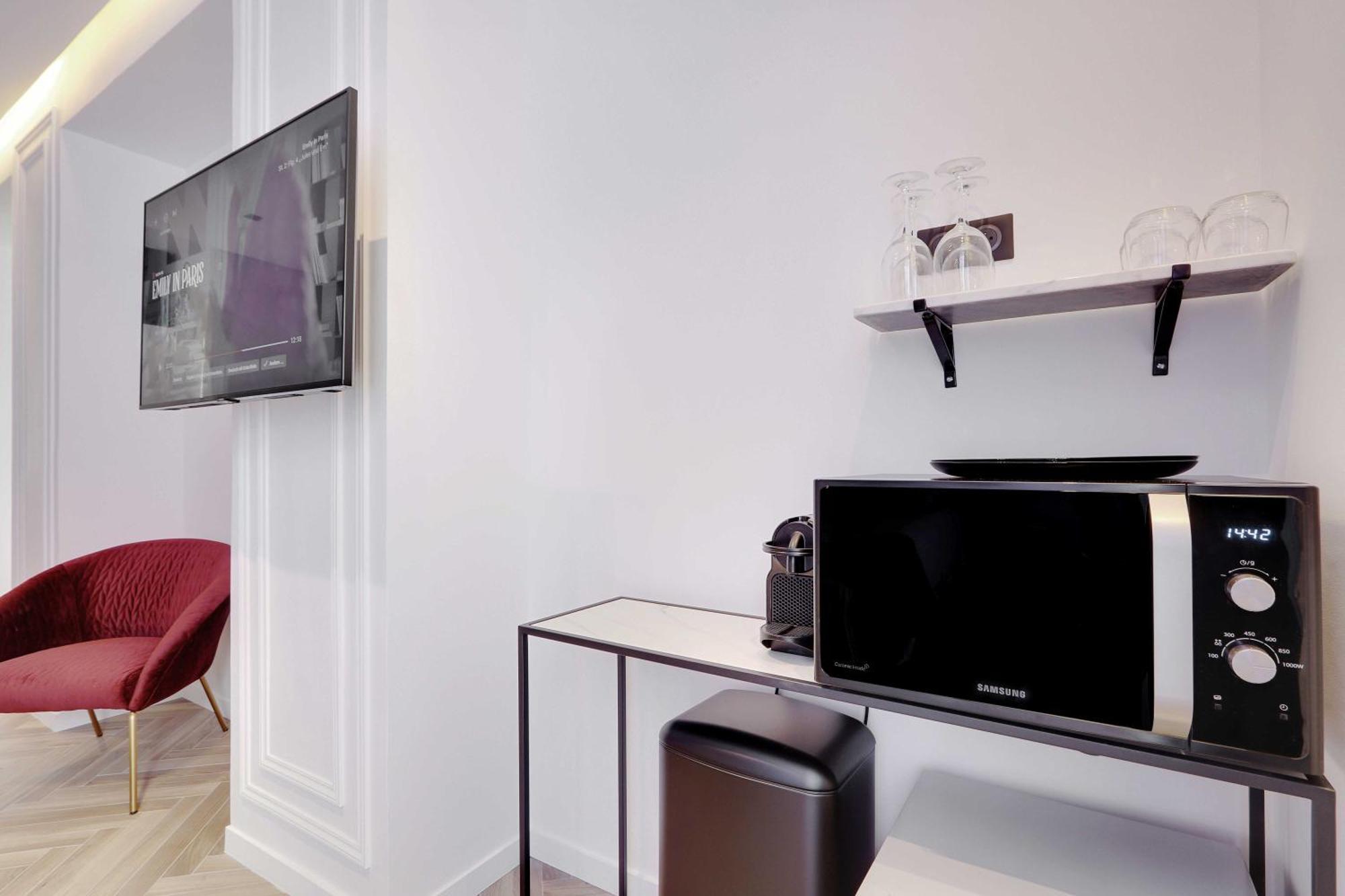 Lovely Bedroom With Jacuzzi 2p Chatelet Paris